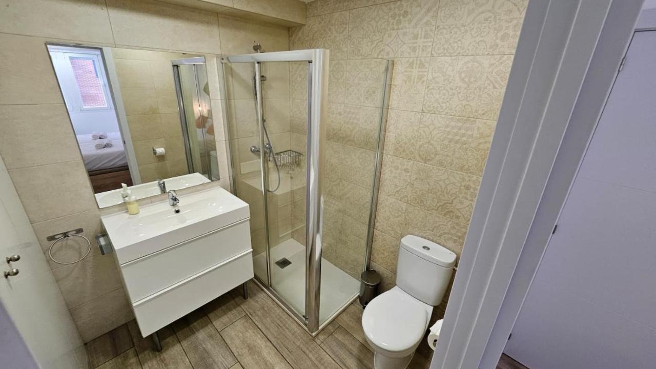 מדריד Luminoso Apartamento 6 Personas Pueblo Nuevo מראה חיצוני תמונה